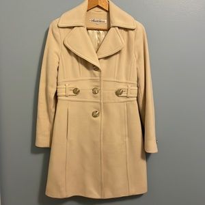 Kenneth Cole, New York, coat size 4